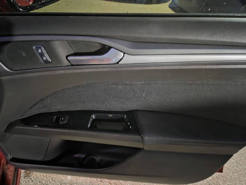 2016 Ford Fusion Hybrid SE