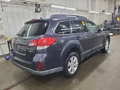 2011 Subaru Outback 2.5i Limited