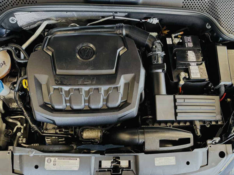 2019 Volkswagen Beetle 2.0T SE