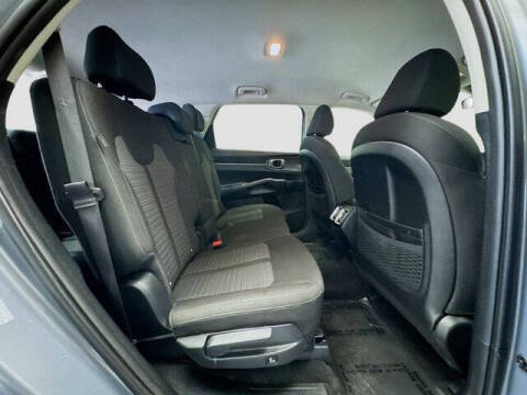 2025 Kia Sorento LX