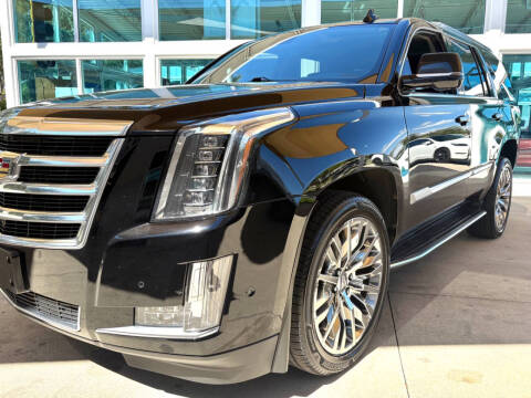 2019 Cadillac Escalade Luxury