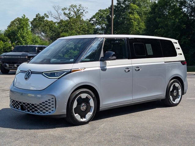 2025 Volkswagen ID. Buzz Pro S Plus