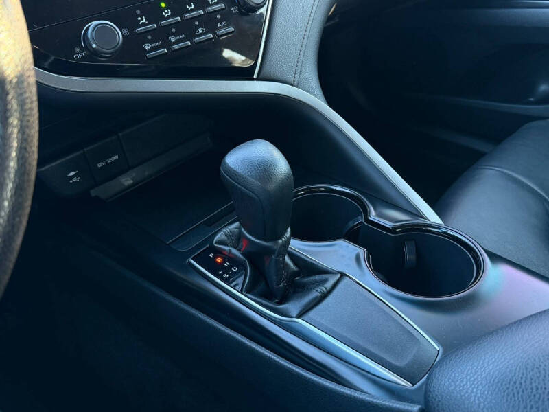 2018 Toyota Camry LE