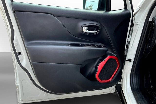 2022 Jeep Renegade Trailhawk