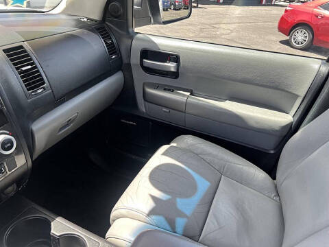 2016 Toyota Sequoia Limited