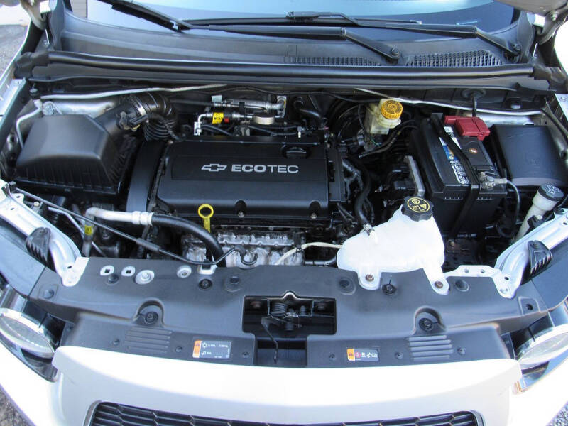 2012 Chevrolet Sonic LS