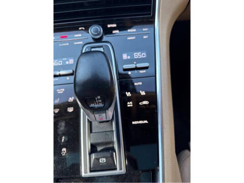 2020 Porsche Panamera