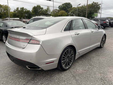 2013 Lincoln MKZ