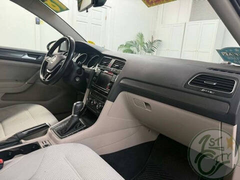 2018 Volkswagen Golf TSI S