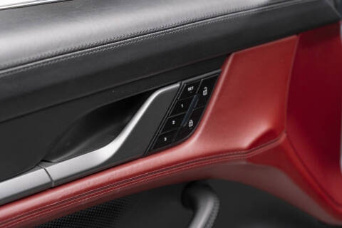 2020 Porsche Taycan Turbo