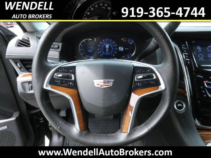 2017 Cadillac Escalade Luxury