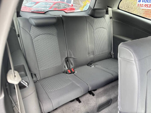 2012 Chevrolet Traverse LS