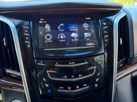 2018 Cadillac Escalade ESV Standard