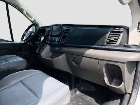 2025 Ford Transit