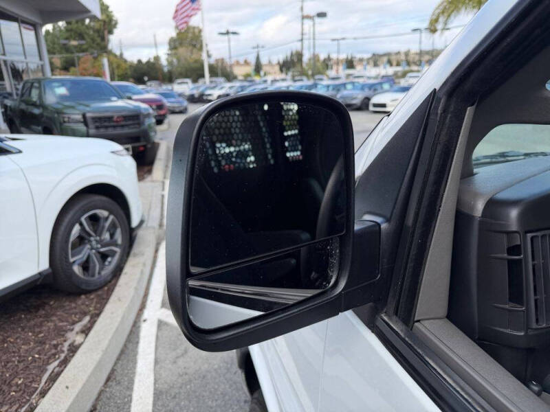 2024 Chevrolet Express 2500