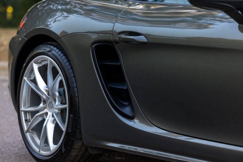 2021 Porsche 718 Boxster