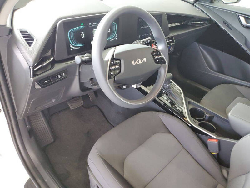 2026 Kia Niro LX