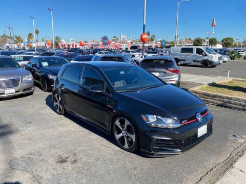 2018 Volkswagen Golf GTI S