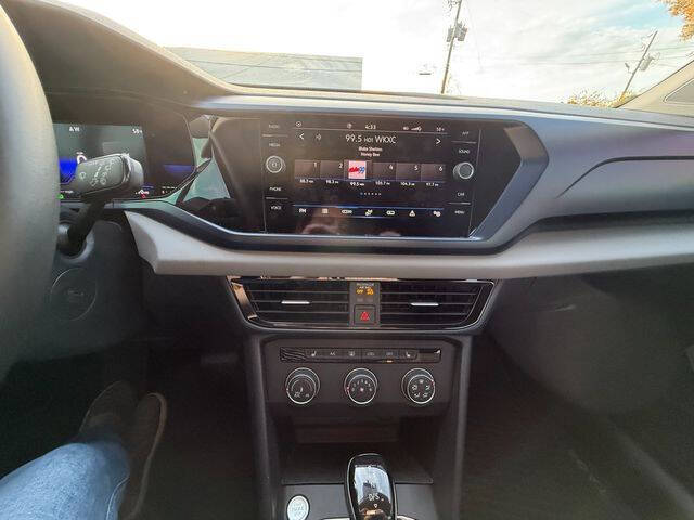 2022 Volkswagen Taos SE