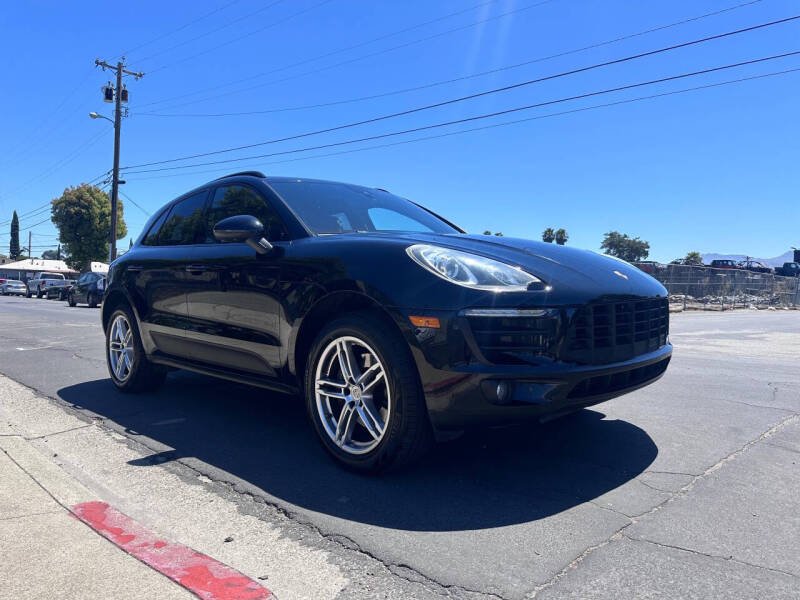 2017 Porsche Macan