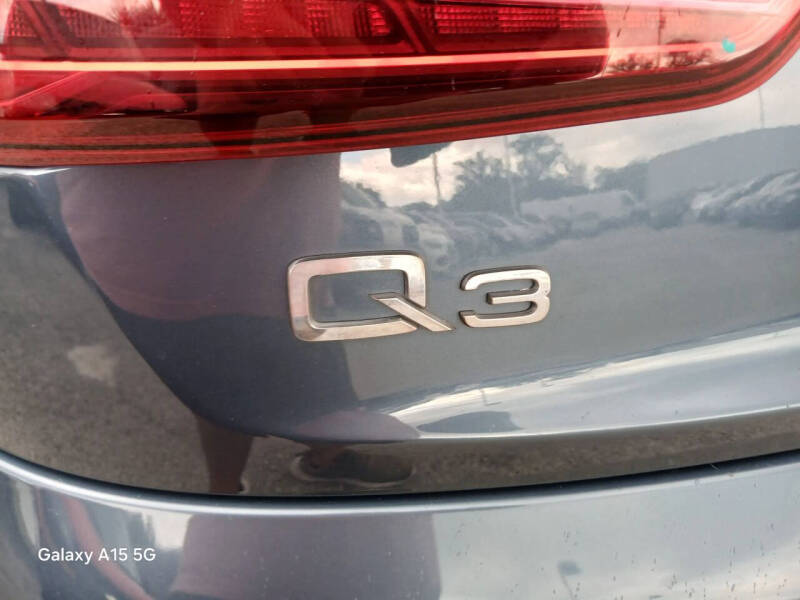 2017 Audi Q3 2.0T Premium Plus