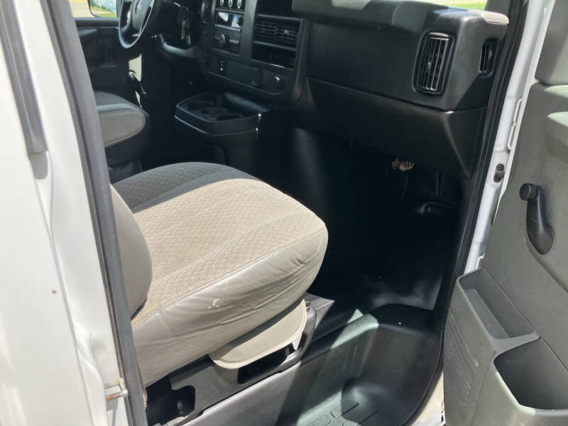 2015 GMC Savana