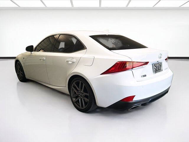 2017 Lexus IS 200t