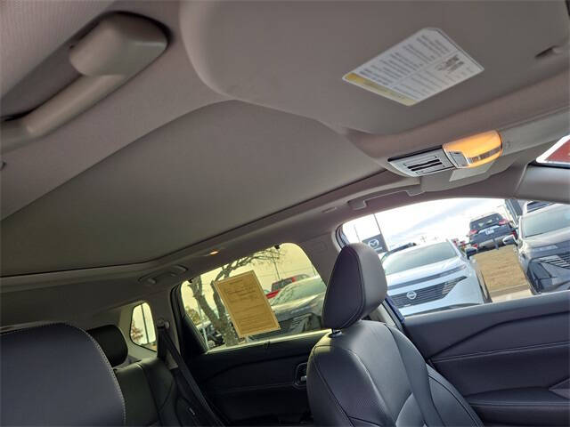 2024 Nissan Rogue Platinum