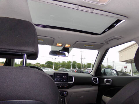 2025 Hyundai Venue SEL