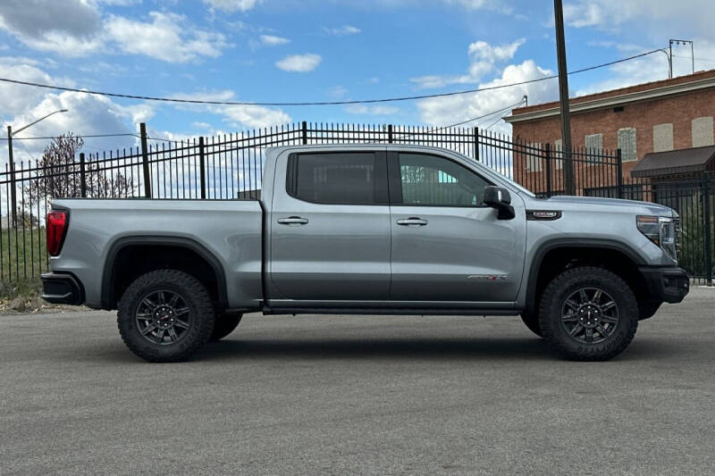 2024 GMC Sierra 1500 AT4X