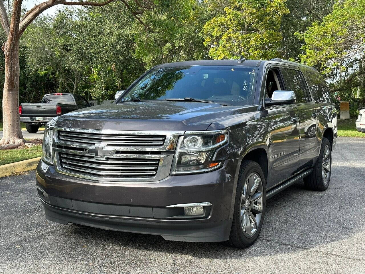 2016 CHEVROLET Suburban SUV / Crossover - $23,995