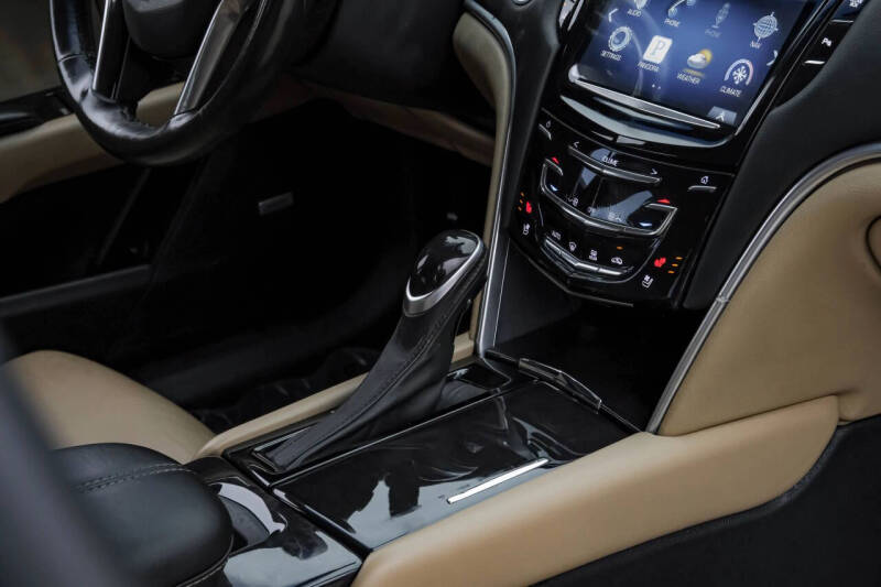 2014 Cadillac XTS Premium Vsport