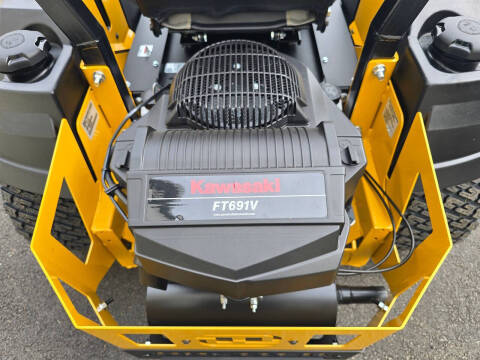 2026 Hustler FasTrak