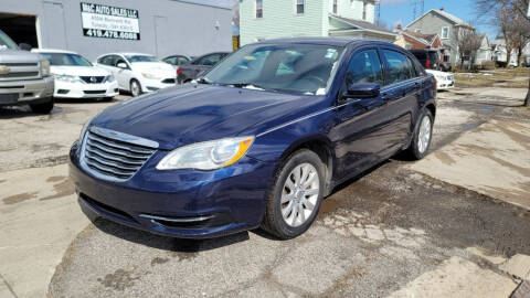 2013 Chrysler 200 for sale at M & C Auto Sales in Toledo OH