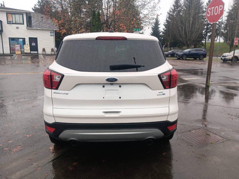 2019 Ford Escape SE