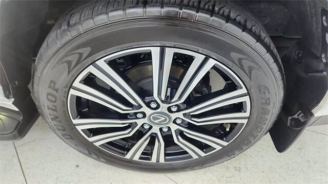 2023 Lexus LX 600 Luxury