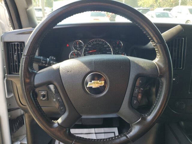 2023 Chevrolet Express 2500