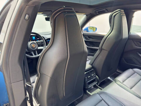 2023 Porsche Taycan