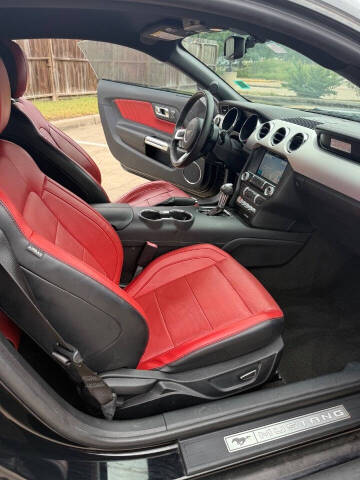 2017 Ford Mustang EcoBoost Premium