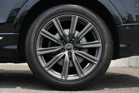 2022 Audi SQ8 4.0T quattro Prestige