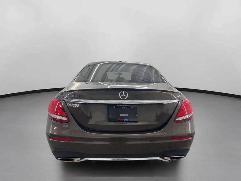 2017 Mercedes-Benz E-Class E 300
