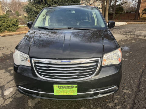 2014 Chrysler Town and Country for sale at Euro Automotive LLC in Falls Church VA