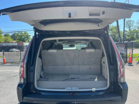 2015 Cadillac Escalade Luxury