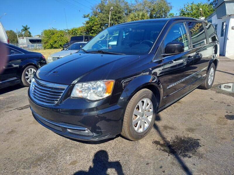 2015 Chrysler Town and Country for sale at Southstar Auto Group in West Park FL