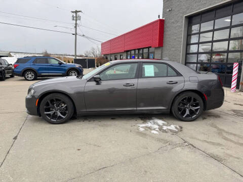 2023 Chrysler 300 S V6