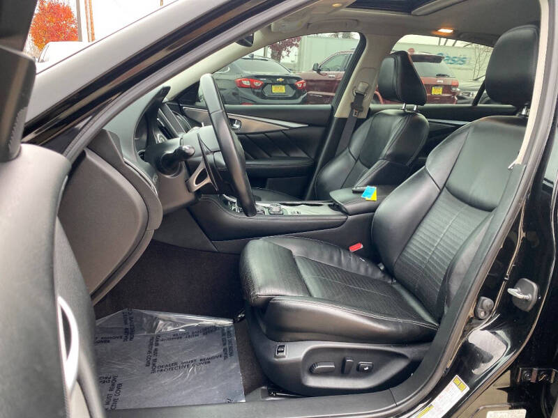 2015 Infiniti Q50 Sport