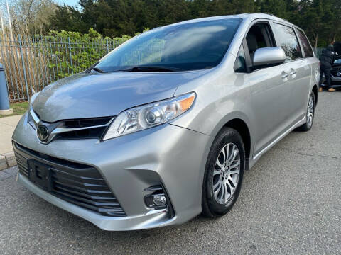 2018 Toyota Sienna for sale at Five Star Auto Group in Corona NY