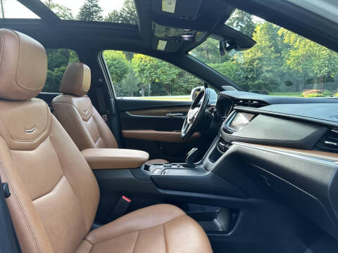 2020 Cadillac XT5 Premium Luxury