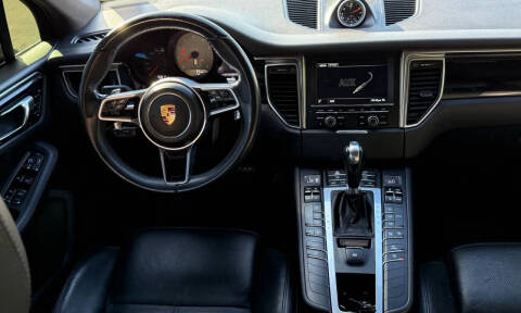 2016 Porsche Macan S