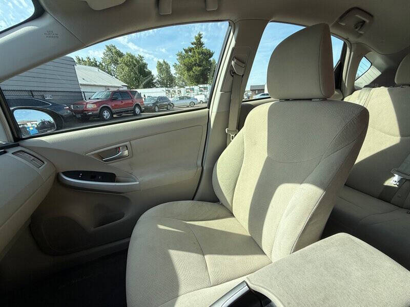 2014 Toyota Prius Two